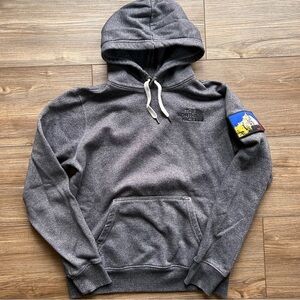 NorthFace | Removable Patch Logo Hoodie in Charcoal Heather (Small)